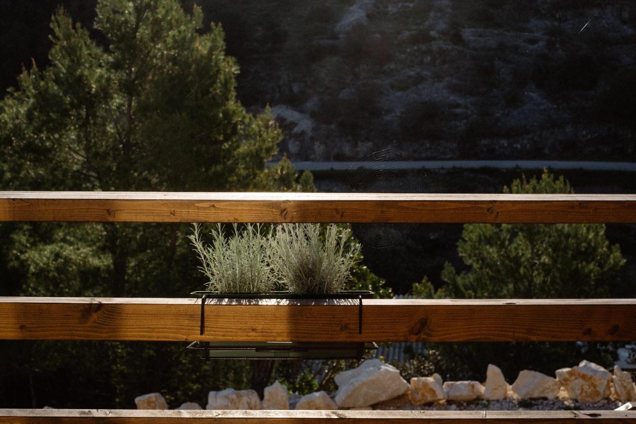 Nature House With A Wooden Porch - Pasika, House Tonka Pucisca Luaran gambar
